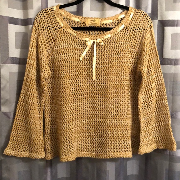 Sweater - Picture 1 of 5